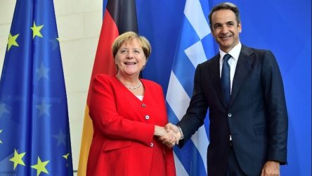 Ο Μητσοτάκης επικοινώνησε με την Μέρκελ για προσφυγικό και Ανατολική Μεσόγειο