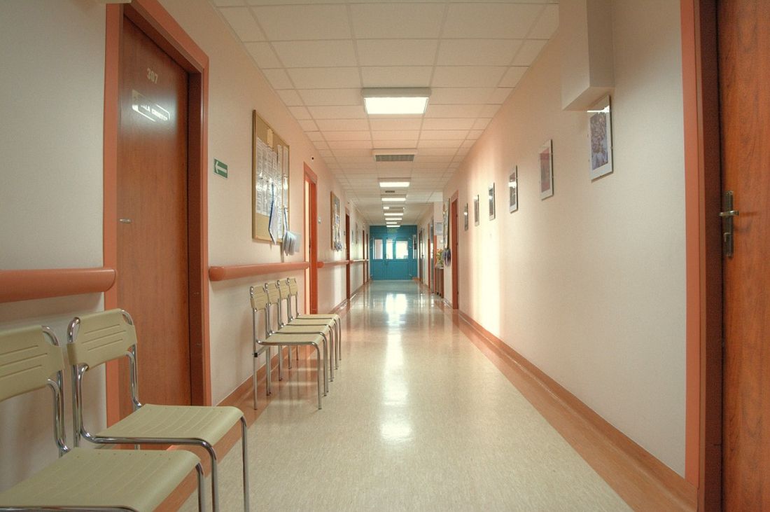 κρούσματα επίθεση με τσεκούρι ΑΠΘ μέτρα συμπτώματα κρούσμα nosokomeio βρέφος μαθήτρια συμπτώματα κορονοϊού Βόλο κορονοϊό Πάτρα άσθμα κορονοϊός νοσοκομείο Θεσσαλονίκη νοσηλευτές