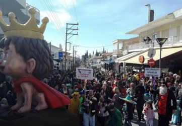 Πλήθος κόσμου στο Καρναβάλι στο Ωραιόκαστρο