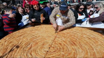 Κοζάνη: Έφτιαξαν το μεγαλύτερο κιχί και το γιόρτασαν