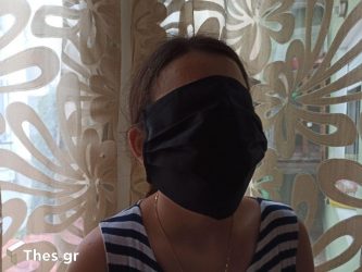 Η εξήγηση για τις τεράστιες μάσκες στα σχολεία – Τι αναφέρουν οι αρμόδιοι