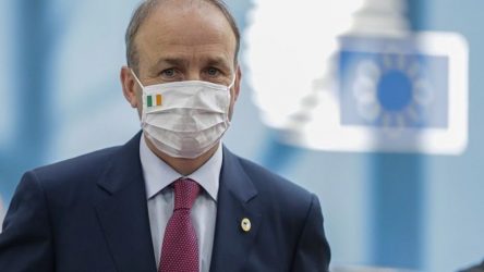 Κορονοϊός: Σε… απομόνωση η κυβέρνηση στην Ιρλανδία