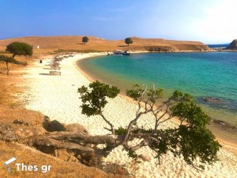 Tο μικροσκοπικό ακατοίκητο νησάκι στη Χαλκιδική που ερωτεύεσαι με την πρώτη ματιά! (ΒΙΝΤΕΟ & ΦΩΤΟ)