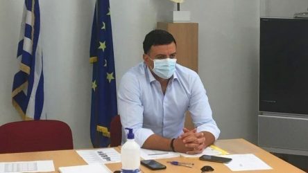 Κικίλιας: “Κάνουμε ό,τι είναι ανθρωπίνως δυνατόν για να αντέξει το ΕΣΥ”