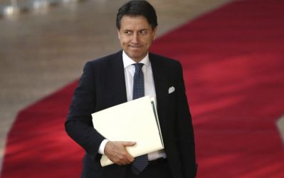Κορονοϊός: Ο πρωθυπουργός στην Ιταλία παρουσίασε νέα αυστηρά μέτρα