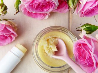 8 τρόποι για να χρησιμοποιήσετε το lip balm