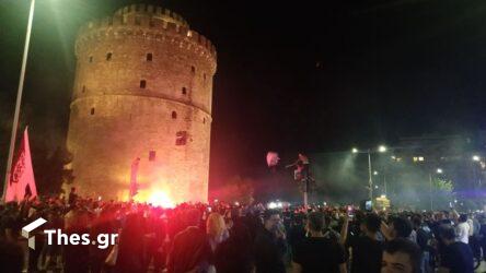 LIVE: Οι πανηγυρισμοί των φίλων του ΠΑΟΚ στην Θεσσαλονίκη