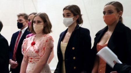 Διακοπές στην Κρήτη κάνει η εγγονή του Μπάιντεν