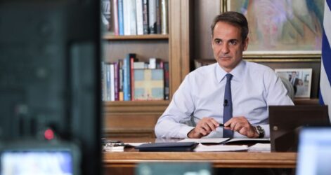 Συνάντηση Κυριάκου Μητσοτάκη με Κλάους Ρέγκλινγκ στο Μέγαρο Μαξίμου
