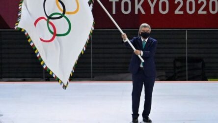 Τόκιο: Ο Μπαχ κήρυξε την λήξη των Ολυμπιακών Αγώνων