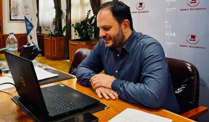 Καλαμαριά: Μαθητές παρουσίασαν την εικονική τους επιχείρηση στον Γιάννη Δαρδαμανέλη (ΦΩΤΟ)