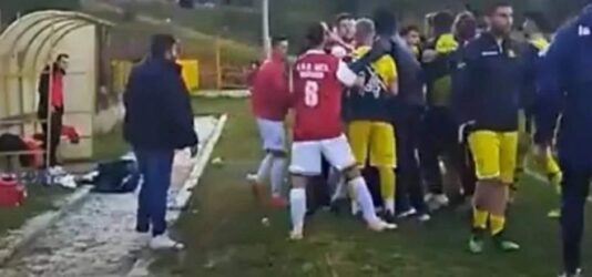 Χαλκιδική: Εντονο επεισόδιο σε τοπικό ντέρμπι (ΒΙΝΤΕΟ)