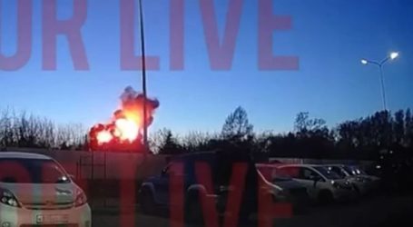 Σιβηρία: Η στιγμή που το ρωσικό αεροσκάφος πέφτει σε σπίτια (ΒΙΝΤΕΟ)
