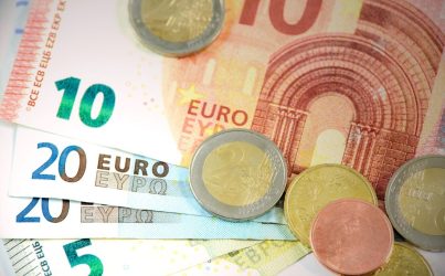 ευρώ επίδομα επιδόματα συντάξεις Απριλίου 2024