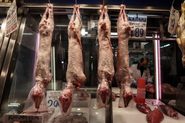 Αρνί, κατσίκι, κρέας, αυγά: Τι να προσέξετε κατά την αγορά τους
