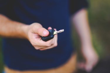 Το κόλπο που θα σας σώσει αν χαλάσει το ηλεκτρονικό κλειδί του αυτοκινήτου σας