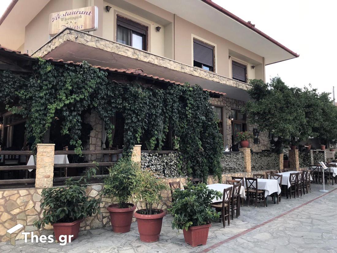 ΨΗΣΤΑΡΙΑ «ΝΤΙΝΑ» Μεταγγίτσι φαγητό κρεατικά διακοπές Χαλκιδική Σιθωνία 