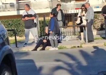 Γλυφάδα: Στο σημείο της τραγωδίας η Δέσποινα Καρνέση που γλίτωσε από τον Αιγύπτιο