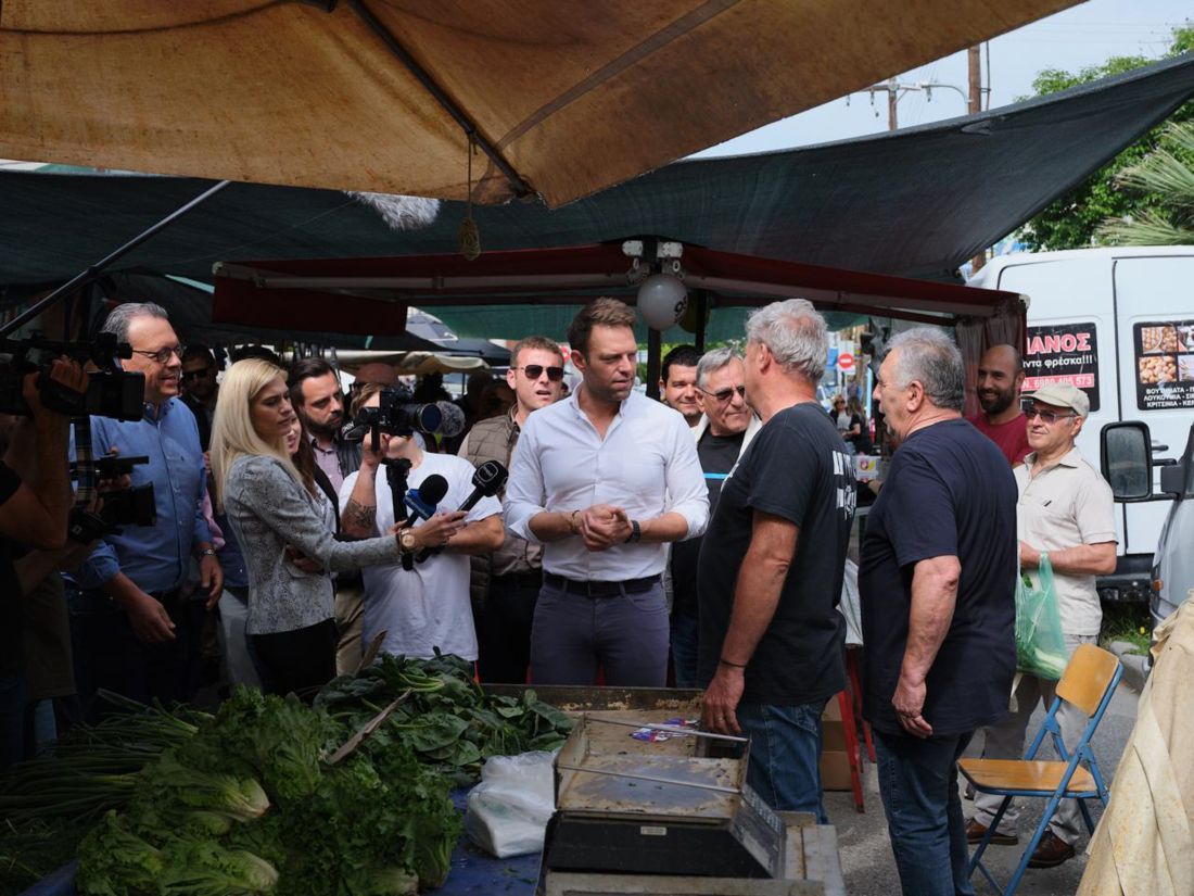 Επίσκεψη του Προέδρου του ΣΥΡΙΖΑ - Προοδευτική Συμμαχία, Στέφανου Κασσελάκη, στη λαϊκή αγορά της Περαίας Θεσσαλονίκης, Δευτέρα 20 Μαΐου 2024.