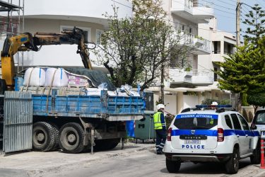 Βούλα: «Από έναν λάθος χειρισμό, έπαθε ηλεκτροπληξία», λέει ο αδερφός του 28χρονου που σκοτώθηκε σε εργατικό δυστύχημα